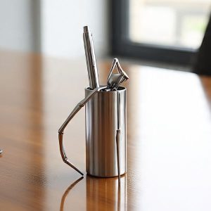 Metal Bug Pen Holder